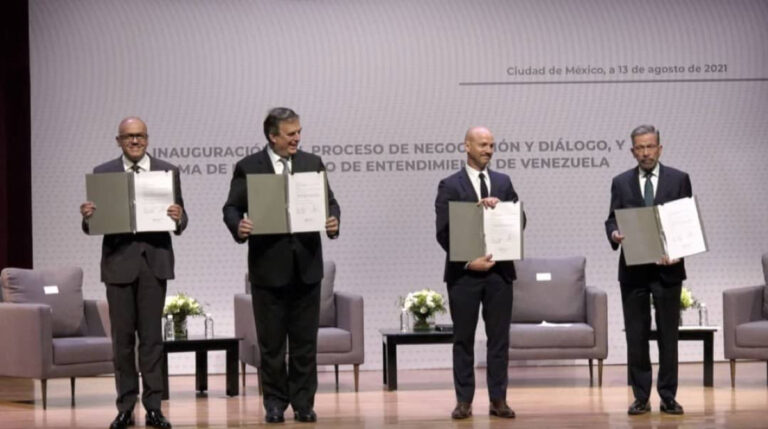 EL DIÁLOGO ENTRE ÉLITES ES UN DIÁLOGO CONDENADO AL FRACASO